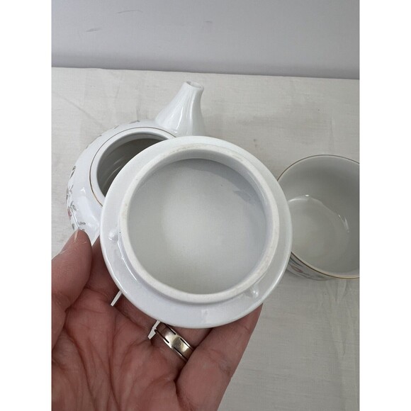 Vintage Andrea by‎ Sadek 3 pc Porcelain Teapot & Tea Cup Floral Made In Japan - Picture 4 of 9